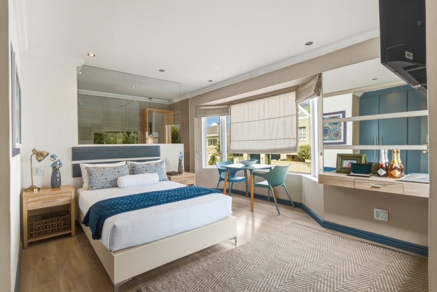 4 Bedroom Property for Sale in Greenways Golf Estate Western Cape